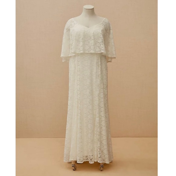 Torrid Women’s Plus Size Ivory Lace Capelet Wedding Dress Size 16 - Picture 4 of 12